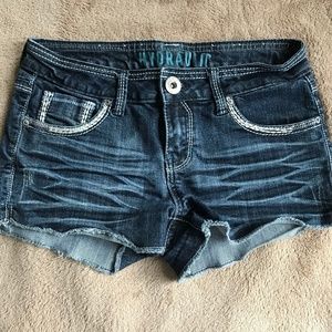 hydraulic denim cut off shorts